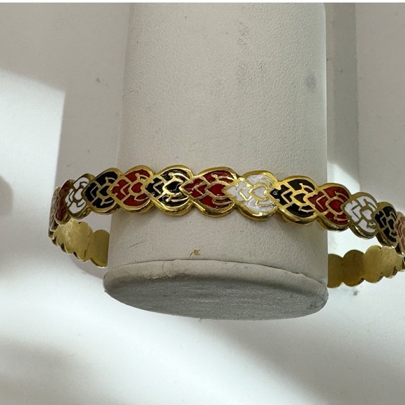Gold tone heart bangle bracelet with red black white enamel inlay - Picture 4 of 13